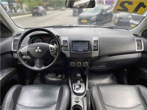 Imagem 8 de 14 de Mitsubishi Outlander 3.0 Gt 4x4 V6 24v Gasolina 4p Automátic