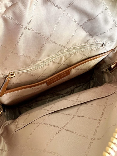 Mochila Michael Kors - Modelo Jaycee LG Backpack Brown