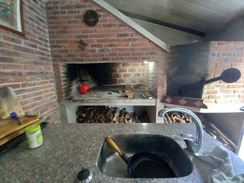 Chalet En Shangrila Sur + Barbacoa + 2da Casa. + Garage
