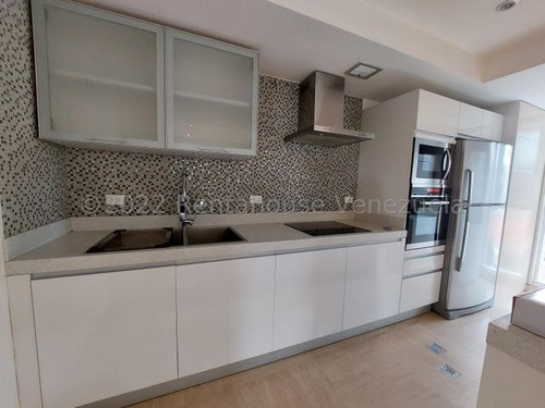 Imagen 12 de 17 de Alquiler De Exclusivo Apartamento En Campo Alegre / Gc 23-3545