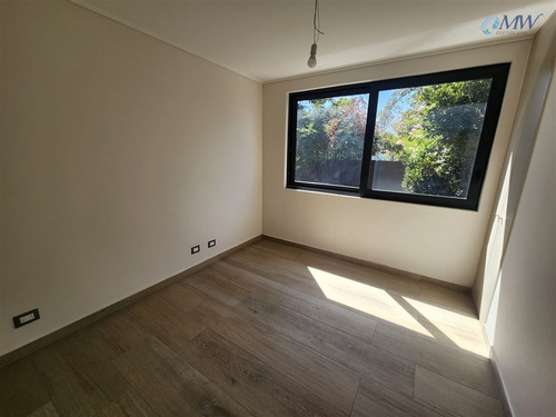 Casa En Venta De 4 Dorm. En La Reina Sin Comisión