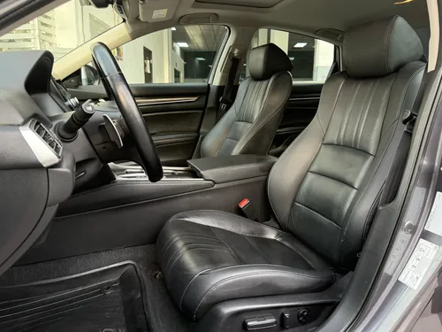 Honda Accord 2.0 Touring At