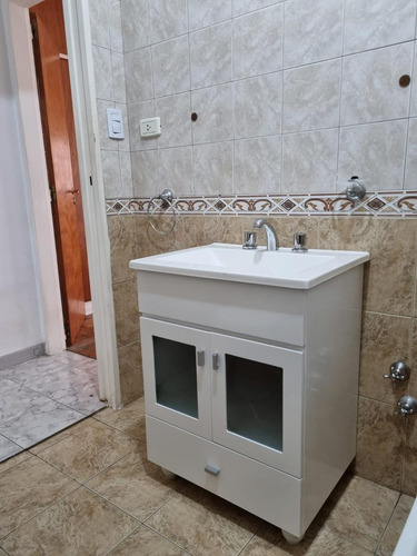 Departamento En Alquiler Con Espacio Guarda Coche - Wilde