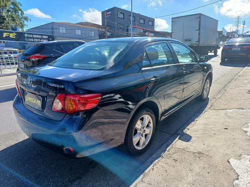 Toyota Corolla Corolla Sedan GLi 1.8 16V (flex) (aut)