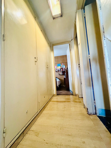 Departamento En Venta, Con Cocheras, A Reciclar!!! Recoleta.