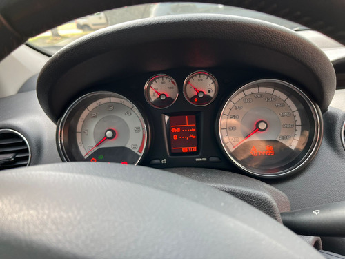 Peugeot 408 1.6 Allure Hdi 115cv