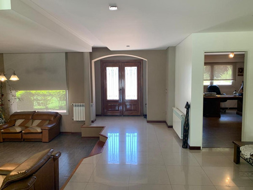 Imagen 13 de 30 de Excelente Casa De 5 Amb C/ Garage Y Pileta - Barrio Privado Juan Grande - Laferrere