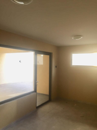 Imagen 6 de 14 de Departamento 2 Ambientes En Edificio