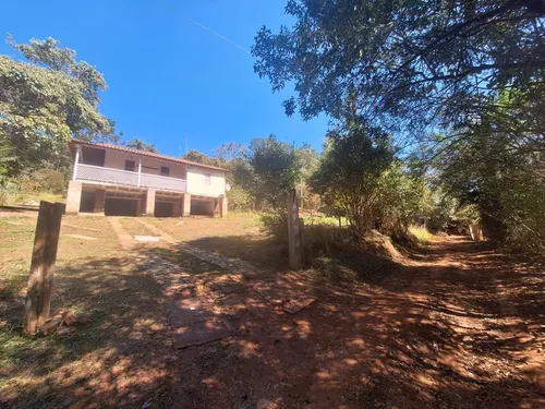 Vendo Sitio Todo Mobiliado Na Área Rural De Rio Acima.