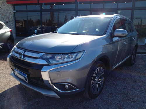 Imagen 4 de 12 de Mitsubishi 2016 Outlander 2.0 Glx 2wd L/16