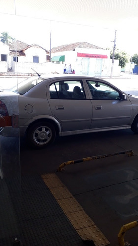 Chevrolet Astra Sedan 2001 1.8 Milenium 4p