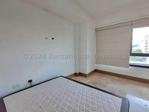 Rz Vende ¡tu Oasis Urbano Te Espera! Relájate En Este Tranquilo Apartamento Con Balcón Privado Y Disfruta De La Comodidad En Medio De La Ciudad. ¡no Dejes Pasar Esta Joya! 25-1511