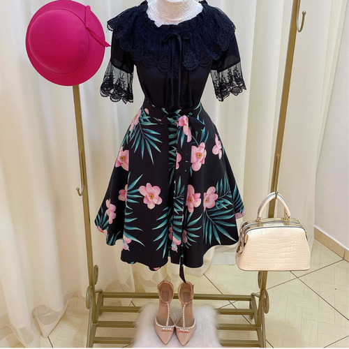 Imagem 6 de 8 de Blusa Ciganinha Ombro A Ombro Preta