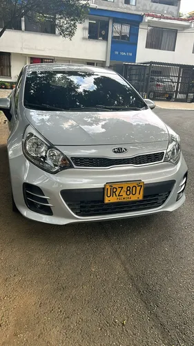 Kia Rio Spice R 1.4 Tp 1400cc 5p 2ab Aa Ct R17