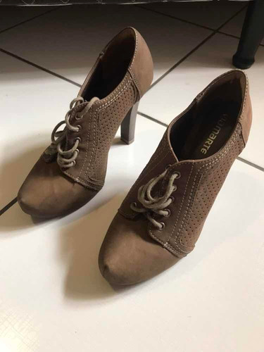 Bota Ankle Boot Camurça Com Cadarço Via Marte Tamanho 35