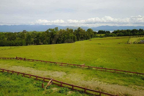 Parcela Con Vista Al  Volcán Y Derecho A Marina