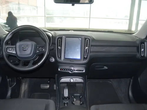 Volvo XC40 2.0 D4 Awd Momentum