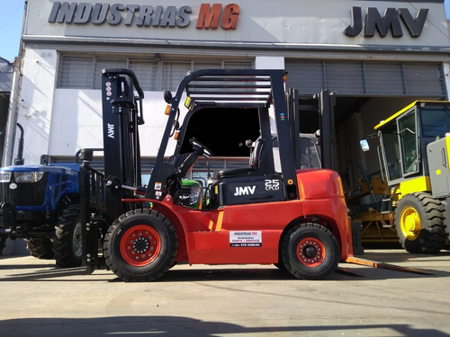 Imagen 9 de 12 de Autoelevador Jmv Cpcd 2500kg Con Desplazador Lateral Nuevo