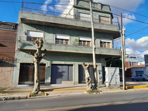 Imagen 3 de 23 de Local De 225 M2 En Alquiler En Esquina, Con Doble Entrada, En Dock Sud