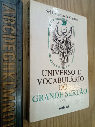 Universo E Vocabulario Do Grande Sertao - De Castro