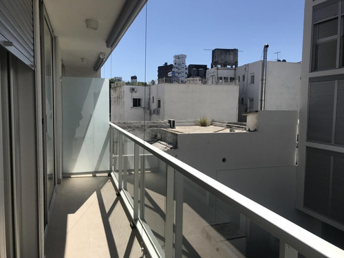 Imagen 9 de 15 de Venta Apartamento 1 Dormitorio C/ Gje (206) En Pocitos, Montevideo. Venta Con Renta