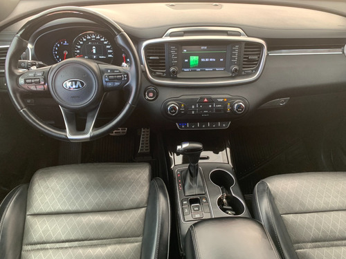 Imagen 6 de 12 de Kia Sorento Sxl Awd