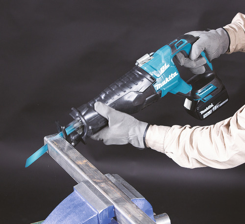 Sierra Sable Brushless 18v (sin Batería) Makita Djr187z
