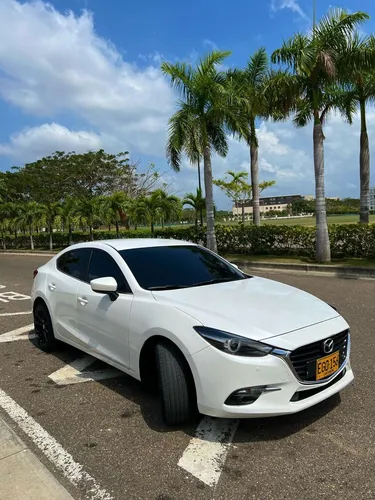 Mazda 3 2.0 Touring At