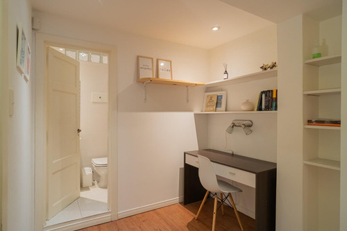 Venta Departamento 3 Ambientes Excelente Estado En Recoleta.