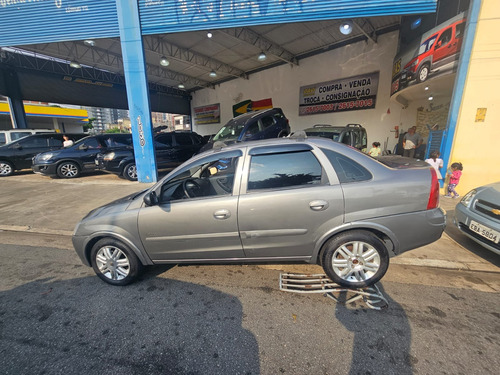 Chevrolet Corsa Sedan 1.8 Flex Power 4p