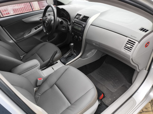 Toyota Corolla 1.8 16v Xli Flex Aut. 4p