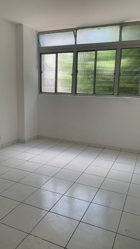 Apartamento 1 Dorm - 47m - Excelente Localização