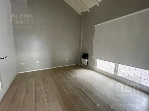 Imagen 16 de 18 de Casa - Temperley Oeste