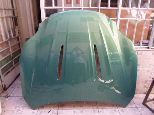 Capo Aston Martin Db12 2023 2024 (Usado)
