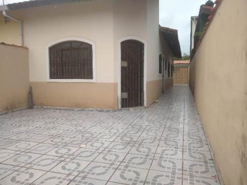 Casa À Venda No Balneário Tupy - Itanhaém 7395 | Sanm