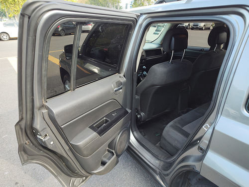 Imagen 15 de 20 de Jeep Patriot 2012 Sport 4x4 At Abasto Motors