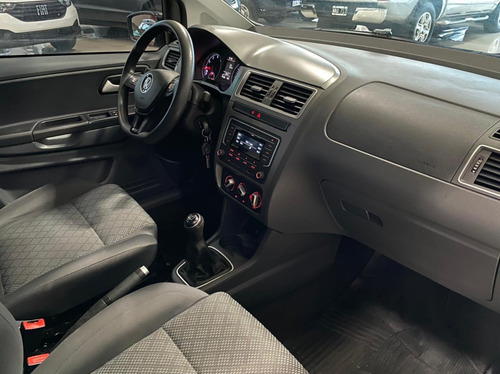 Volkswagen Suran 1.6 Comfortline 101cv 2016
