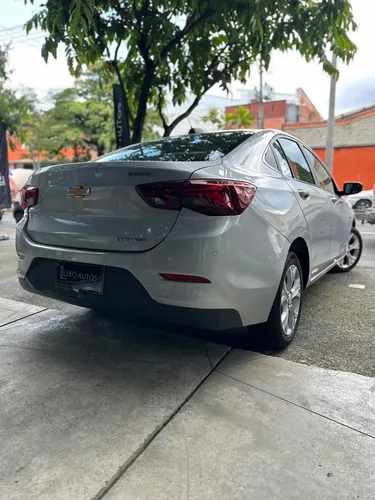 Chevrolet Onix 1.0T Premier Sedan At