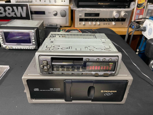 Toca Fitas Pioneer Keh-p7250 + Disqueteira Cdx-p1220s (Usado)