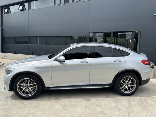 Mercedes Benz Glc 300 Coupe Amg Line 2017 Conc Oficial Mb