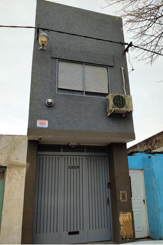 Venta Casa 3 Dormitorios 159 E/ 63 Y 64 - Los Hornos