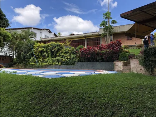 Casa En Venta - La Lagunita