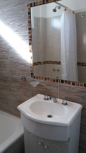 Imagen 5 de 6 de Vendo Departamento 2 Ambientes Zona Plaza Colon