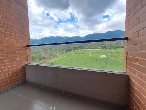 Apartaestudio En Arriendo Loma Del Escobero 743-7407