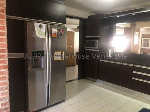 Imagen 8 de 12 de Marol Rentahouse Vende Casa En Parque Mirador Valencia 22-22983