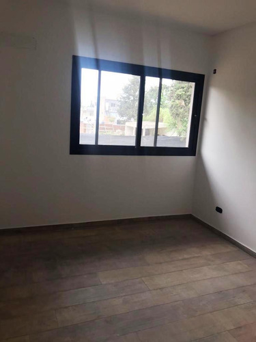 Imagen 9 de 11 de Venta De Excelente Propiedad En Hurlingham.
