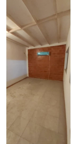 Imagen 9 de 14 de Marialba Giordano Local En Alquiler Vivienda Popular Los Guayos