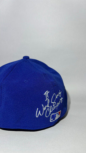 Gorra La Newera Cerrada 9fifty (azul)(diseño) Azul 7 1/4 Lisa