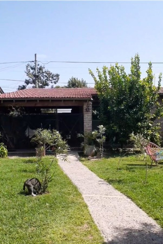 Imagen 3 de 7 de Casa En Venta De 3 Dormitorios C/ Cochera En Ezeiza