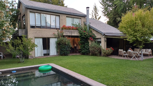 Casa En Condominio Con Piscina
